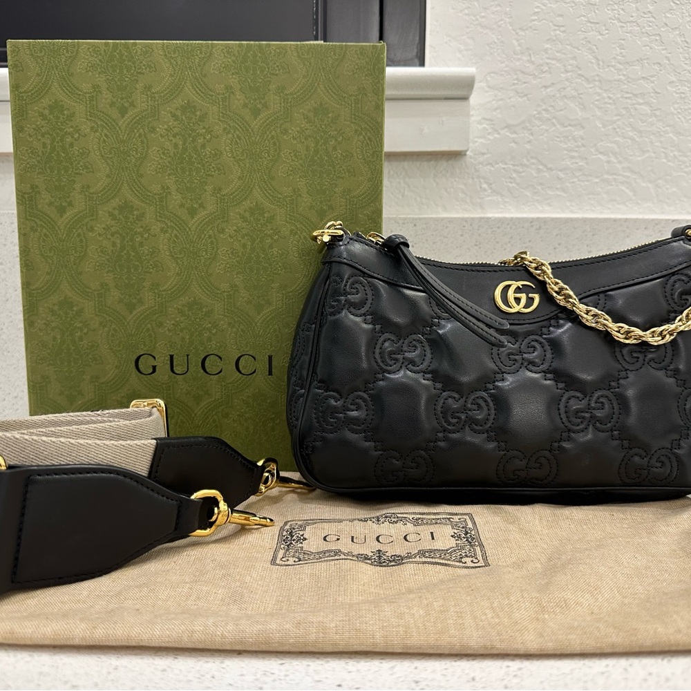 Gucci GG Matelasse Leather Shoulder bag